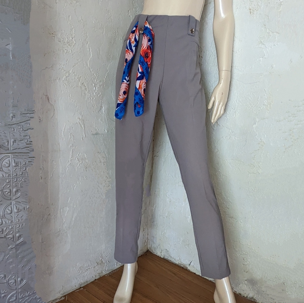 Ladies Pants set - Picture 8 of 10